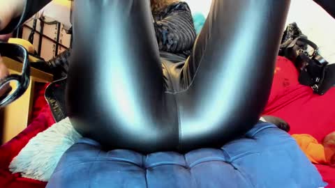 Snapshot of mara_mistresss chatting on 03-03-25, 02:04 Mara Mistress online show from 03-03-25, 02:04