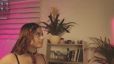 Snapshot of mara_santoro chatting on 02-26-25, 03:21 Mara Santoro online show from 02-26-25, 03:21