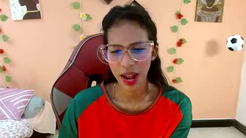 Snapshot of mara_summer chatting on 07-02-26, 01:06 Mara 3 online show from 07-02-26, 01:06