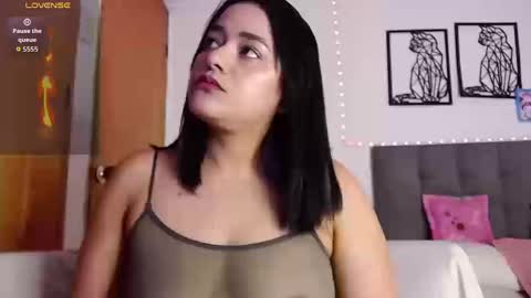 Snapshot of maraa_lee chatting on 09-09-25, 01:21 maraa_lee online show from 09-09-25, 01:21