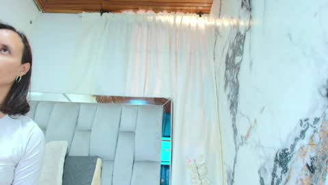 Snapshot of maraa_x chatting on 04-27-26, 12:14 maraa_x online show from 04-27-26, 12:14