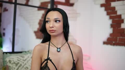 Snapshot of maraciel chatting on 07-16-26, 09:10 Mara online show from 07-16-26, 09:10