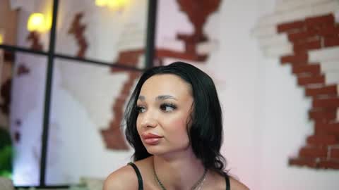 Snapshot of maraciel chatting on 07-19-26, 10:57 Mara online show from 07-19-26, 10:57