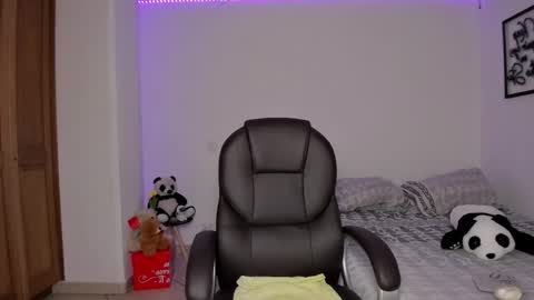 Mara online show from 10-19-25, 12:00