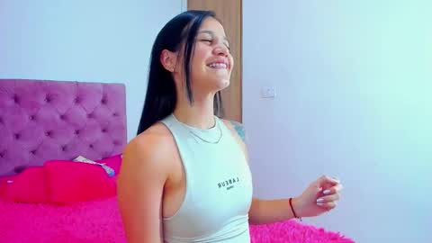 Mara hanson  online show from 11-27-25, 08:33