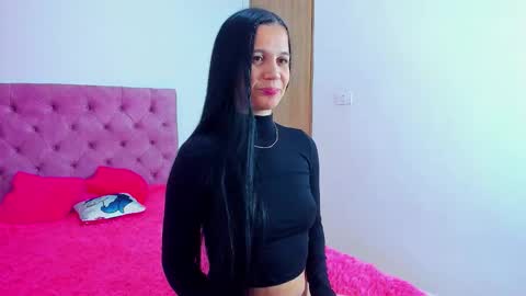 Mara hanson  online show from 12-05-25, 01:03