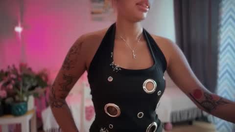 Snapshot of marakuia054 chatting on 10-29-25, 07:32 Marakuia online show from 10-29-25, 07:32