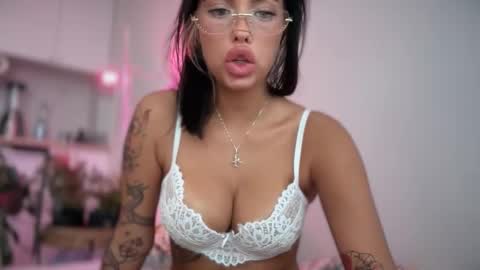 Snapshot of marakuia054 chatting on 10-30-25, 07:21 Marakuia online show from 10-30-25, 07:21