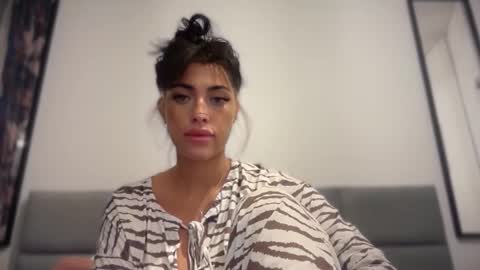 Snapshot of marakuia054 chatting on 11-03-25, 07:04 Marakuia online show from 11-03-25, 07:04