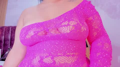 maralinette22 online show from 11-28-25, 10:40