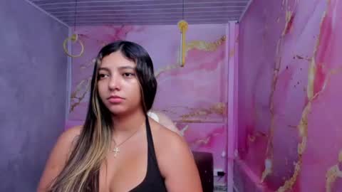 Snapshot of maraluna_ chatting on 06-18-26, 11:36 Maraluna online show from 06-18-26, 11:36