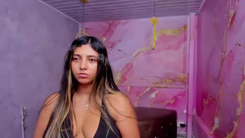 Snapshot of maraluna_ chatting on 06-21-26, 03:58 Maraluna online show from 06-21-26, 03:58