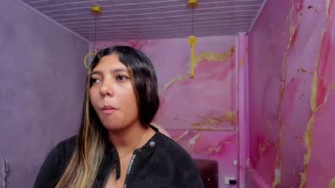 Snapshot of maraluna_ chatting on 07-15-26, 01:38 Maraluna online show from 07-15-26, 01:38