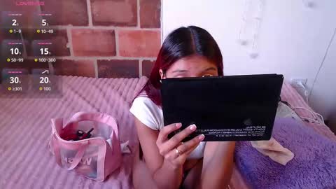 Maray Lous  online show from 03-25-26, 09:54