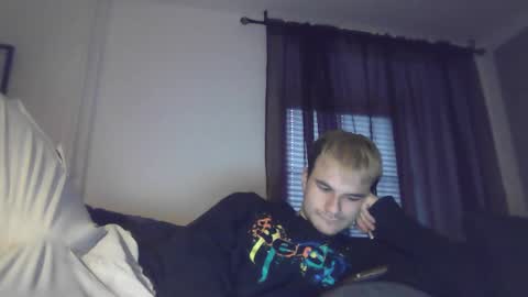 Snapshot of marbay2001 chatting on 12-22-24, 02:27 marbay2001 online show from 12-22-24, 02:27