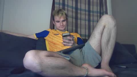 Snapshot of marbay2001 chatting on 02-09-25, 04:40 marbay2001 online show from 02-09-25, 04:40