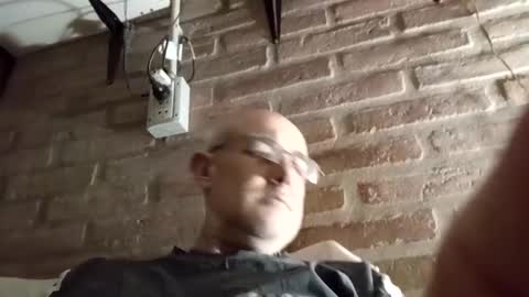 Snapshot of marcekir chatting on 10-12-25, 02:43 marcekir online show from 10-12-25, 02:43