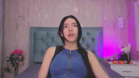 Marcela online show from 11-20-25, 09:36