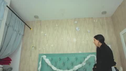 Marcela online show from 11-27-25, 08:33