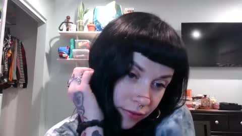 Snapshot of marcelinealtaria chatting on 01-23-25, 04:19 MarcelineAltaria online show from 01-23-25, 04:19