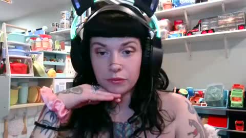 Snapshot of marcelinealtaria chatting on 02-24-25, 04:16 MarcelineAltaria online show from 02-24-25, 04:16