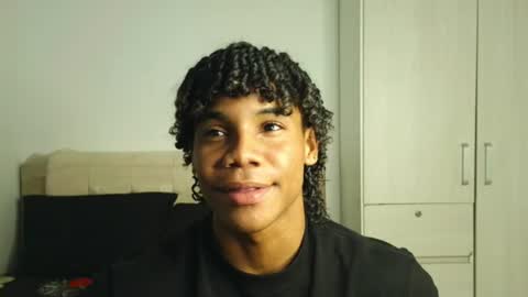 Snapshot of marcelo_dosantos77 chatting on 06-14-26, 01:47 MARCELO online show from 06-14-26, 01:47