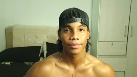 Snapshot of marcelo_dosantos77 chatting on 06-16-26, 07:16 MARCELO online show from 06-16-26, 07:16