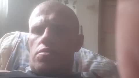 Snapshot of marcin8877 chatting on 10-26-25, 12:22 Marcin online show from 10-26-25, 12:22