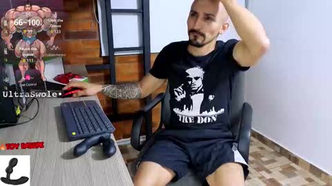 Marck  Independent model  online show from 12-22-25, 02:08