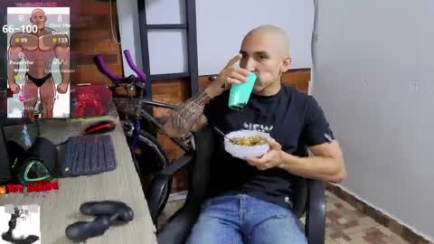 Marck  Independent model  online show from 04-17-26, 02:36