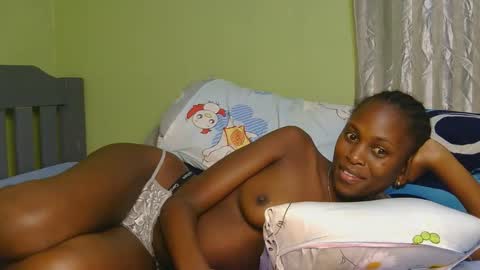 marclyne_cy online show from 11-01-25, 09:39