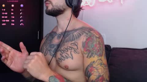 marco_allison43 online show from 12-18-25, 04:57