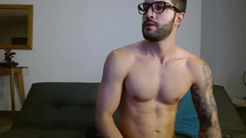 Snapshot of marcoandpolo01 chatting on 01-10-25, 12:17 Marco  Polo online show from 01-10-25, 12:17