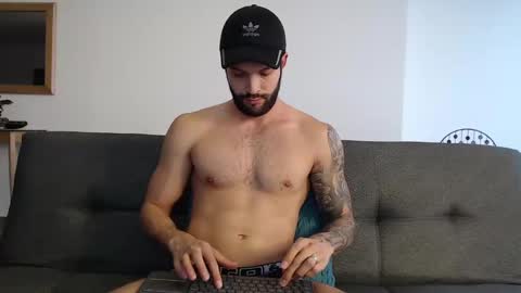 Snapshot of marcoandpolo01 chatting on 01-27-25, 10:06 Marco  Polo online show from 01-27-25, 10:06