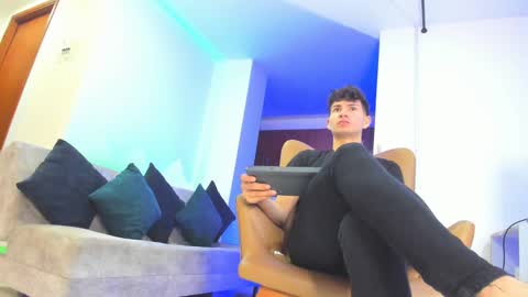 marcus_fire online show from 02-24-25, 07:55