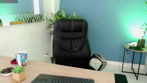 Marcus Hanks online show from 03-01-25, 06:32