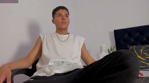 marcus_moreno online show from 11-22-25, 07:24