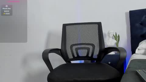 marcus_moreno online show from 12-02-25, 10:49