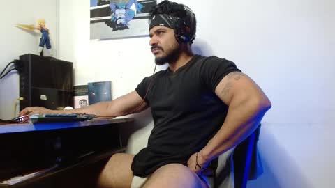 Snapshot of marcus_phoenix chatting on 02-17-25, 02:20 Marcus online show from 02-17-25, 02:20