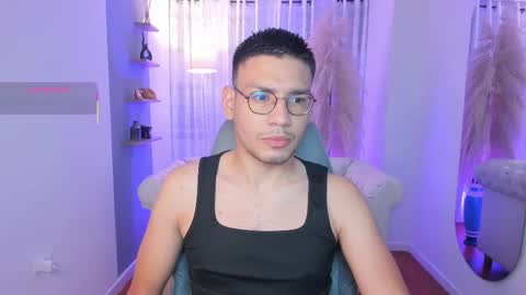 Snapshot of marcuswildx chatting on 09-25-25, 11:03 marcus online show from 09-25-25, 11:03