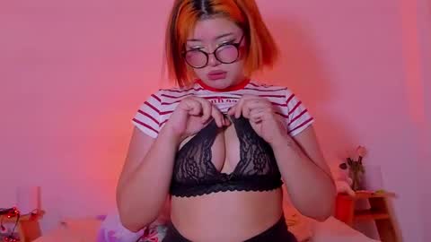 Snapshot of marcy_grey chatting on 12-06-24, 05:42 danna online show from 12-06-24, 05:42