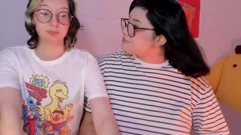 Snapshot of marcy_grey chatting on 09-09-25, 01:16 danna online show from 09-09-25, 01:16