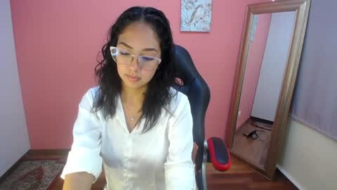Luna online show from 06-04-26, 07:53