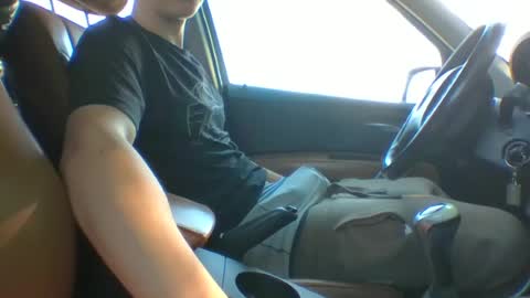 Snapshot of mareczek32 chatting on 06-12-26, 06:34 mareczek32 online show from 06-12-26, 06:34