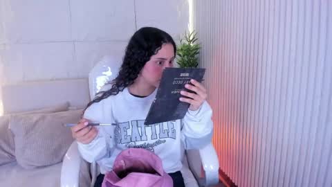 Marelyn online show from 04-16-26, 11:33