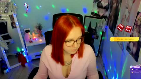 Snapshot of margaret_red chatting on 12-26-24, 06:33 Margaret online show from 12-26-24, 06:33