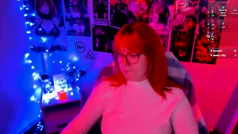 Snapshot of margaret_red chatting on 11-10-25, 12:04 Margaret online show from 11-10-25, 12:04