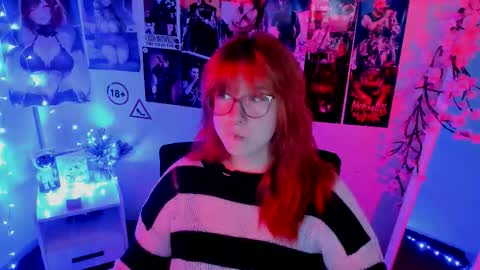 Snapshot of margaret_red chatting on 11-14-25, 10:29 Margaret online show from 11-14-25, 10:29