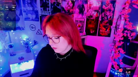 Snapshot of margaret_red chatting on 12-02-25, 08:41 Margaret online show from 12-02-25, 08:41