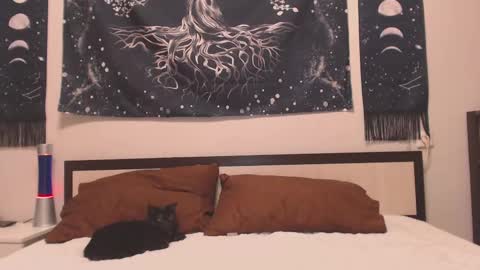 Margaret online show from 03-10-25, 05:29